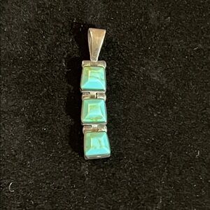 TAXCO VINTAGE TURQUOISE PENDANT
